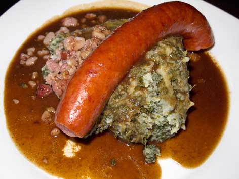 Recipe: 'Hutspot' with smoked sausage - Vegan Amsterdam